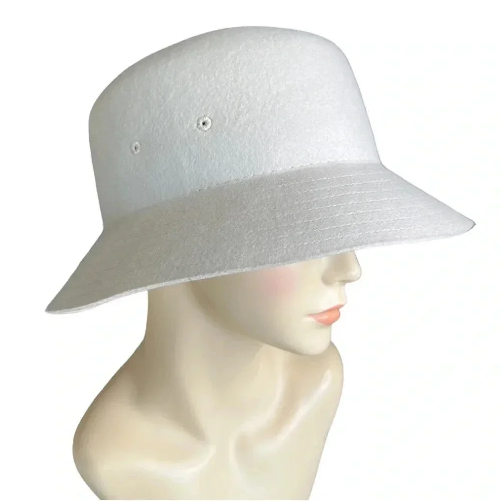 PHENIX Retro Wool Felt Cloche Style Hat in Ivory Chic Lady Neutral, Size OS‎
